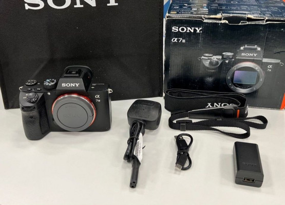 SONY A7iii