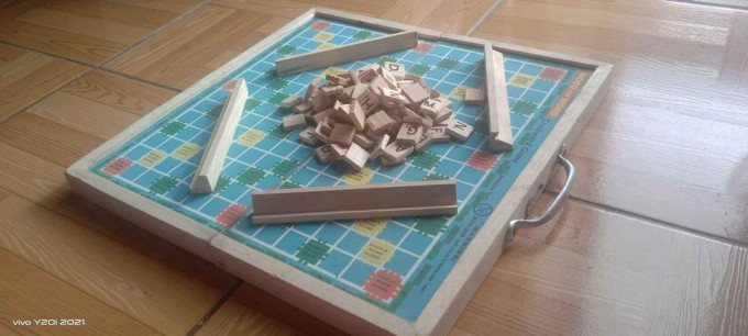SCRABBLE (WOOD)