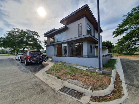 Brand New House and Lot in Treveia, Nuvali, Laguna