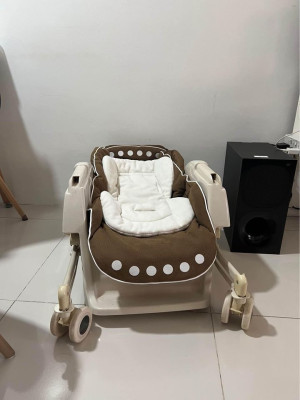 Preloved Aprica high-low bed/chair/manual swing