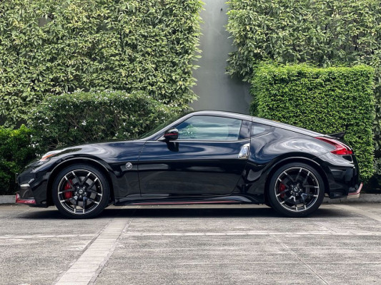 2022 Nissan 370Z Nismo