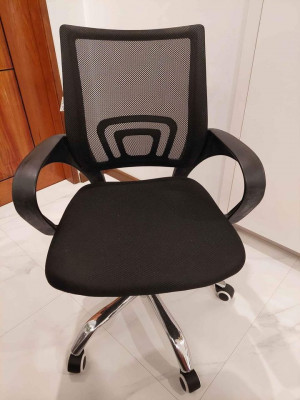 Ofix Mesh Computer Chair (Preloved)