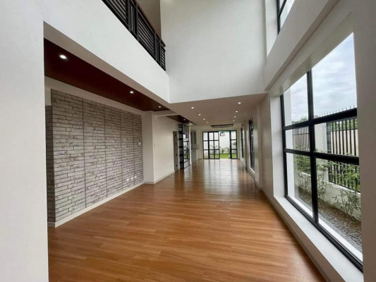 Brand New 3 Storey Modern House and Lot For Sale