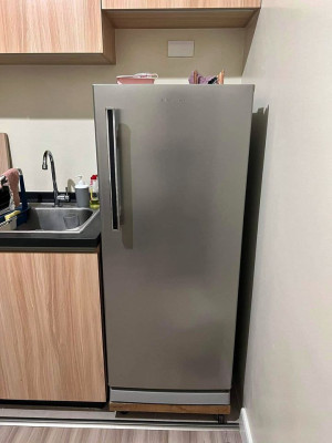 American Home Refrigerator