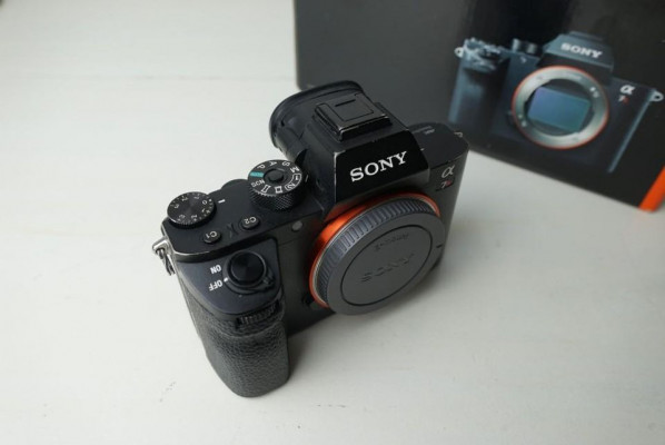 SONY A7Rii (SECOND HAND)