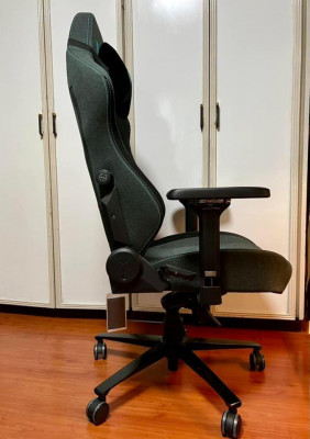 Secretlab Titan 2020