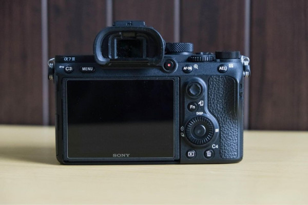 Sony A7III Body Unit 1 95% Smooth