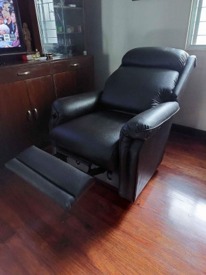 Recliner Chair