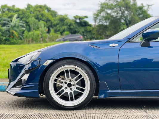 2013 Toyota gt 86 trd original w/ upgrades