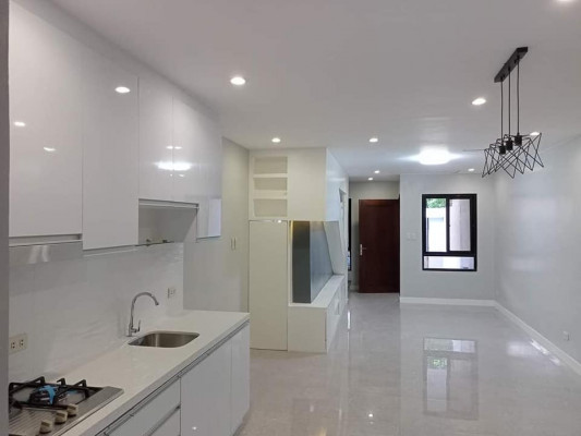 Modern Townhouse at Villa Verde Subd. For Sale!