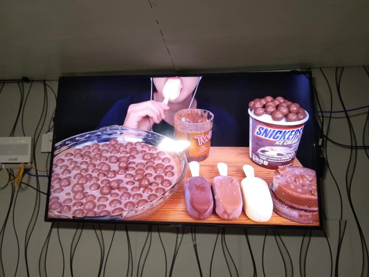 Samsung smart TV 50 inch