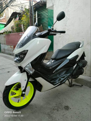 YAMAHA NMAX