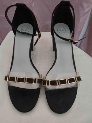 Gibi Glass Heels 2.5inches