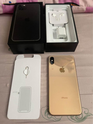 iPhone XS Max 256gb fu gold color