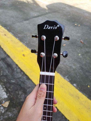 CONCERT UKELELE FOR SALE!