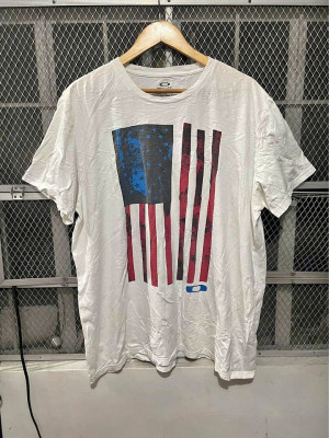 Oakley Tee