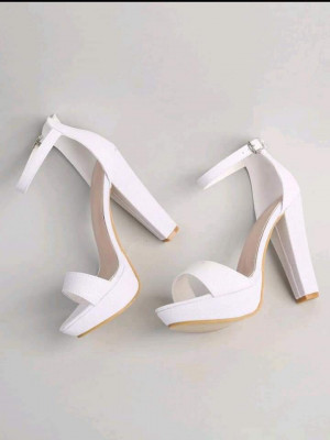 Minimalist Chunky Ankle Strap Sandals