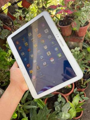 SAMSUNG TABLET ORIGINAL BRANDNEW