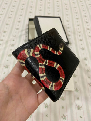 Gucci Kingsnake Print Bi-Fold Wallet