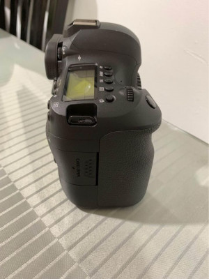 Canon 6D Mark II Full Frame DSLR