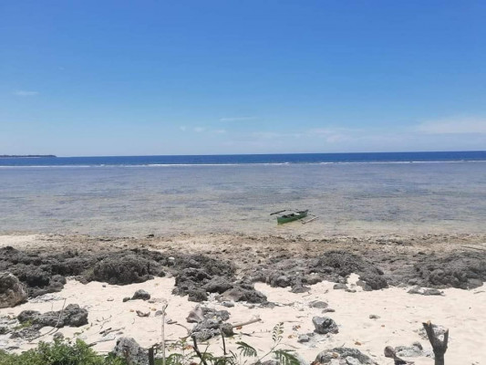 BEACHLOT IN BAGANGA