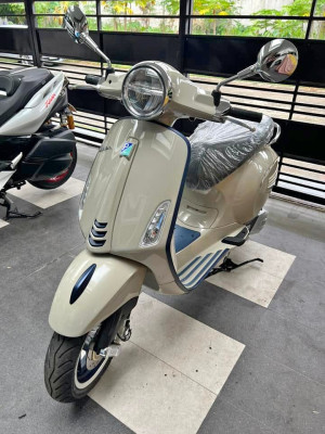 2023 Vespa primavera s150