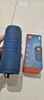JBL FLIP 6 BLUETOOTH SPEAKER