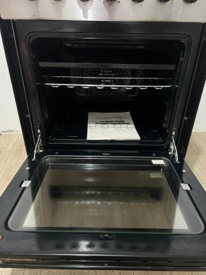 La Germania electric range