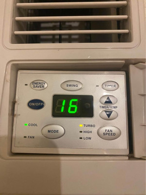 GE AIRCON WITH REMOTE