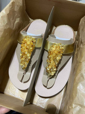 Fitflops Crocs Superdry adidas