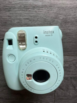 FUJIFILM INSTAX MINI 9