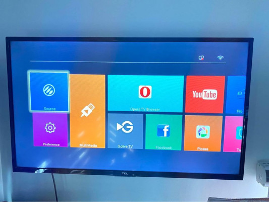 TCL Smart TV