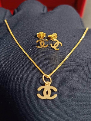 18k Saudi Gold