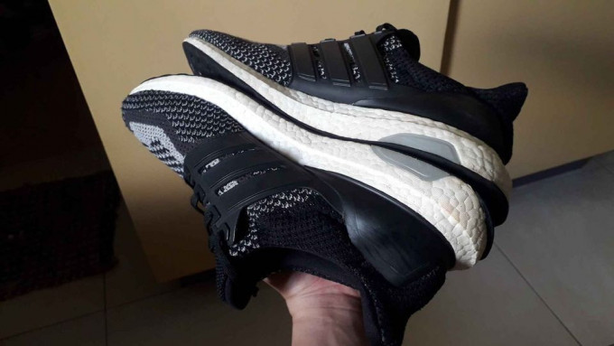 Adidas ultraboost continental