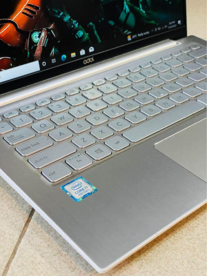 ASUS Vivobook Gaming laptopCore i7 8th Gen 8Gb Ram 512GB SSD 1.80Ghz(8Cpus)
