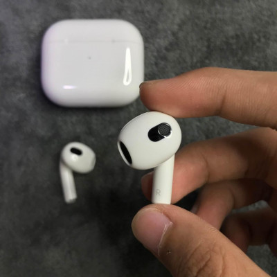 AirPods 3rd gen