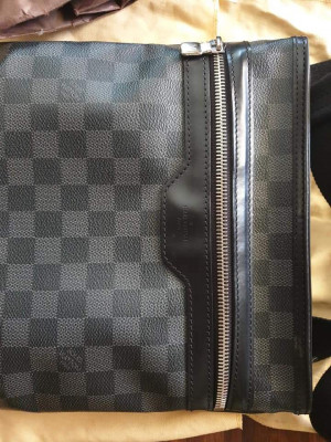 Louis Vuitton Thomas Graphite messenger bag