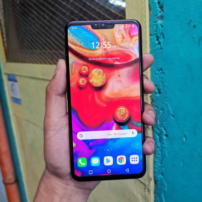 LG V40 THINQ