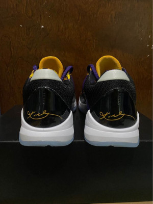 Kobe 5 ‘5x champ’ Lakers size 9 US mens