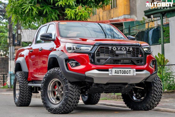 2024 Toyota hilux gr-s