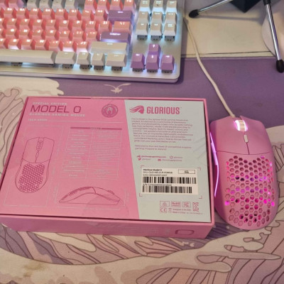 Glorious Gaming Mouse Pink