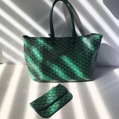 GOYARD SAINT LOUIS BAG