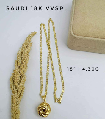 18K Saudi Gold Knot Set