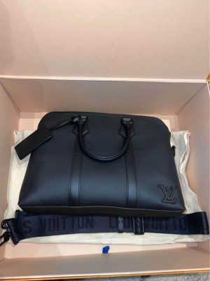 Louis Vuitton Take Off Aerogram briefcase