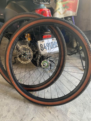 Stans, hope, pirelli wheelset 29