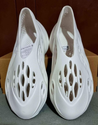 Foam Runner UA Ararat Onhaand