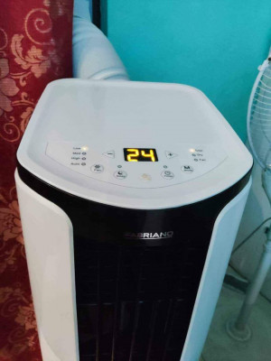 FABRIANO PORTABLE AIRCON 1.5 HP