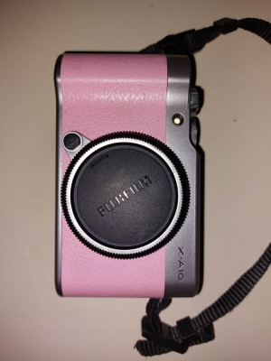 Fujifilm XA10 (PINK)