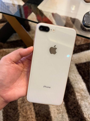 iPhone 8 Plus