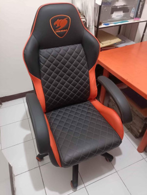 Cougar fusion orange gaming chair